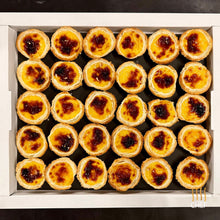 Load image into Gallery viewer, 30 sweet canapes ready for delivery to your party