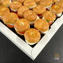 Load image into Gallery viewer, One tray contains 30 Finger Food delivered to you
