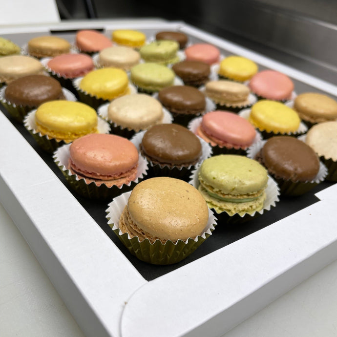 One tray contains 36 Macaron delivery to your event